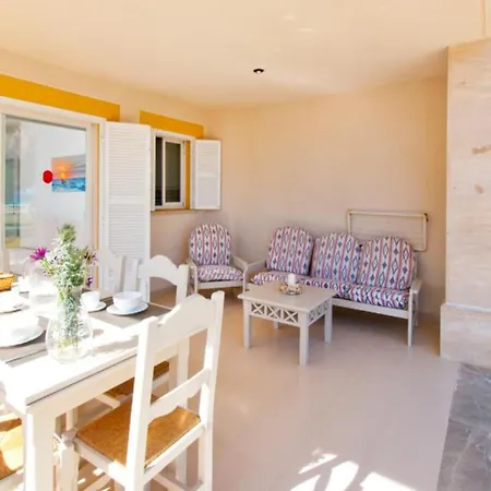 Beautiful Apartment, 50m From
