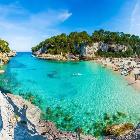 Beautiful Apartment, 50m From