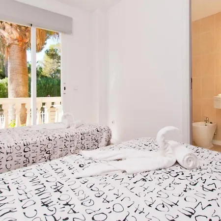 Beautiful Apartment, 50m From Apartament
